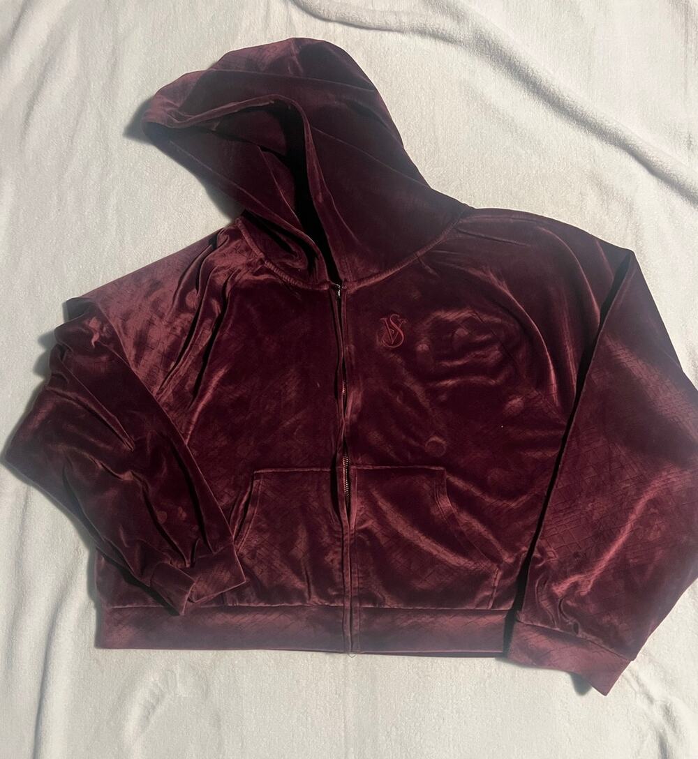 Victoria Secret Plum Velvour cropped zip-up sweater Size XL